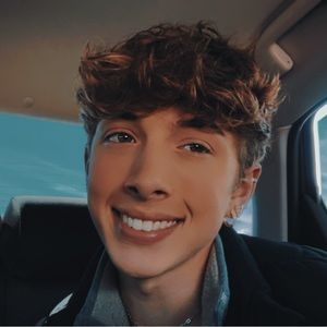 Meet your Posher, Jonathan